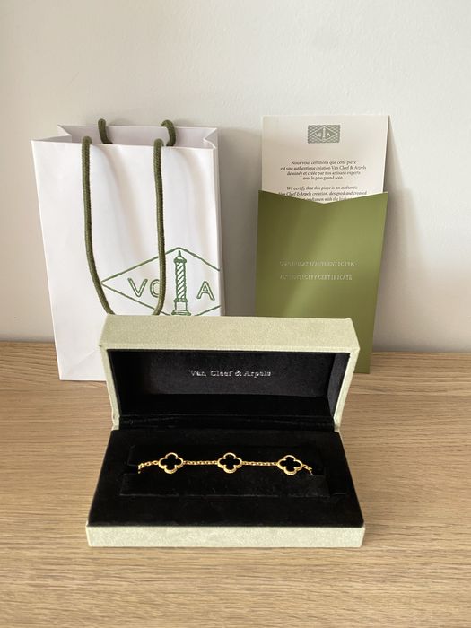 Pulseira Van Cleef (Preta)