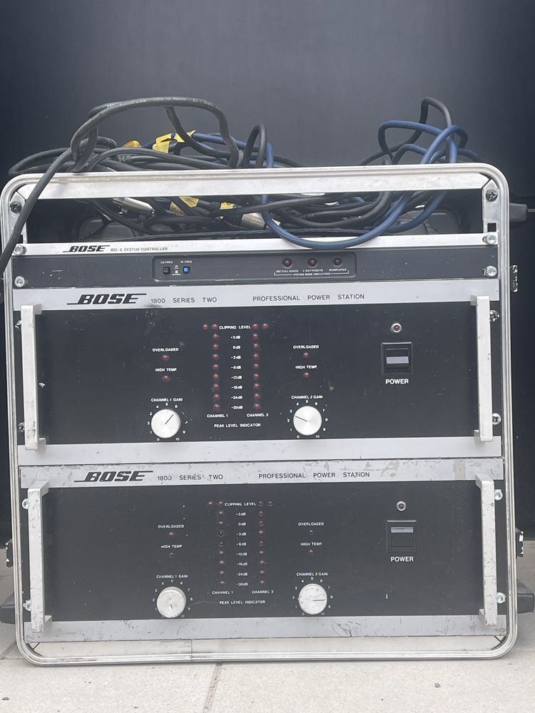 Zestaw BOSE 2 x wzmacniacz + controller + kolumny