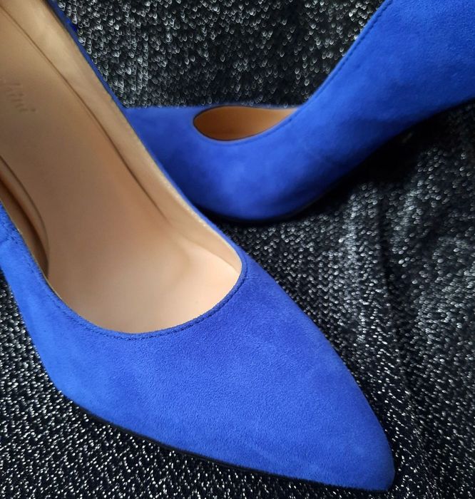 Туфли из натуральной замши от украинского бренда Gimmy Zucchini.