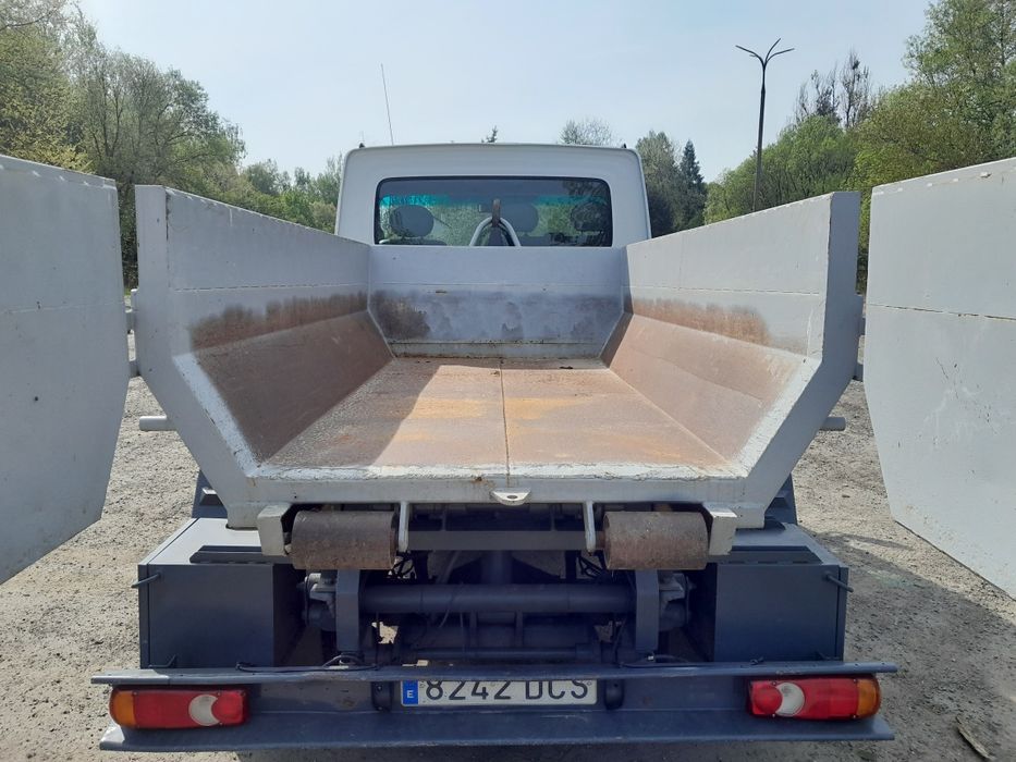 Kontener na gruz. Wywóz gruzu budowlanego.