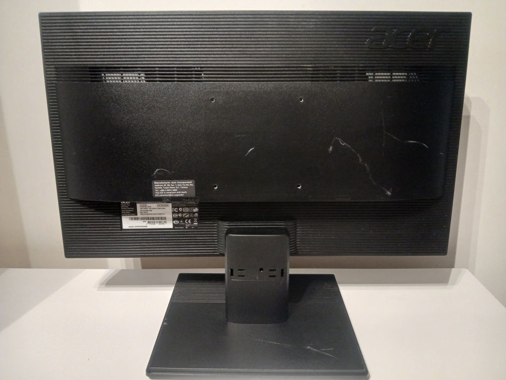 Monitor Acer V226hql 22 cale stan bardzo dobry brak uszkodzen