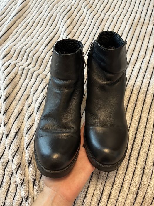 Взуття жіноче зимове