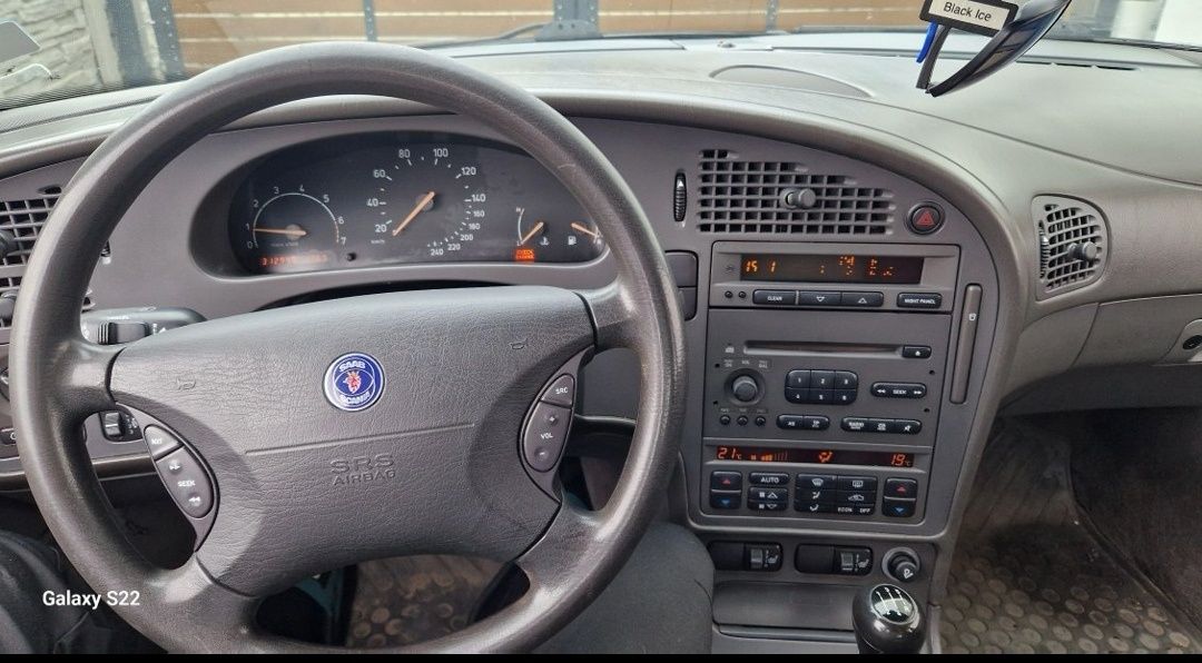 Saab 9-5 2.3T  Fajny old timer długie opłaty do jazdy!!!