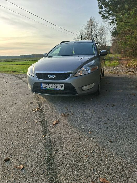Ford mondeo mk4 doinwestowany  2009r 280kmozliwa zamiana za autolawetę