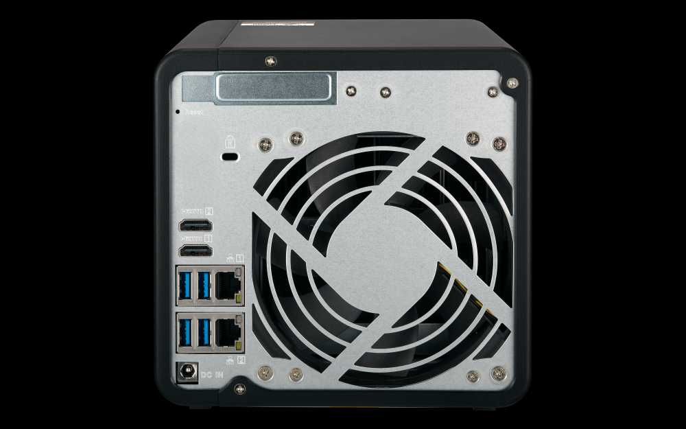 QNAP TS-453be 16GB (sem discos)