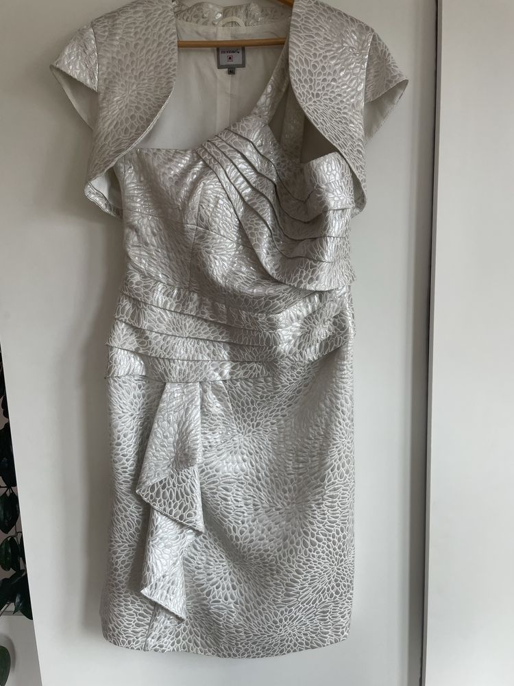 Elegancka sukienka z bolerkiem Monnari XL