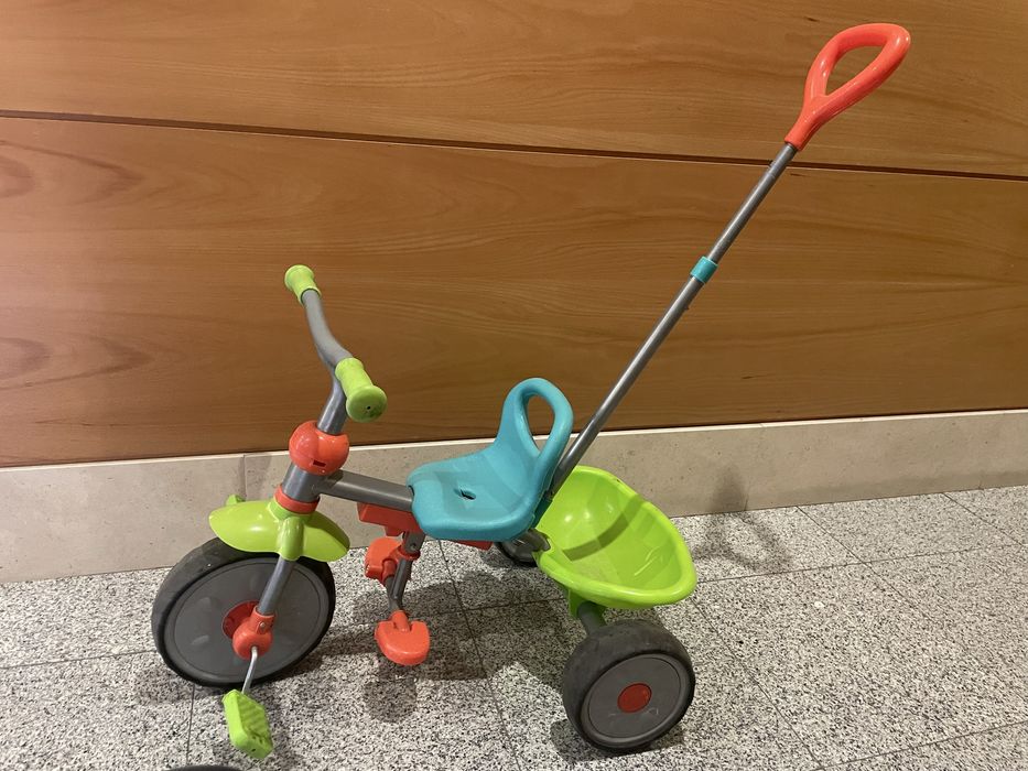 Triciclo criança