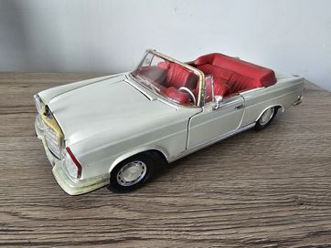 Mercedes benz 280 se 1966 1/18