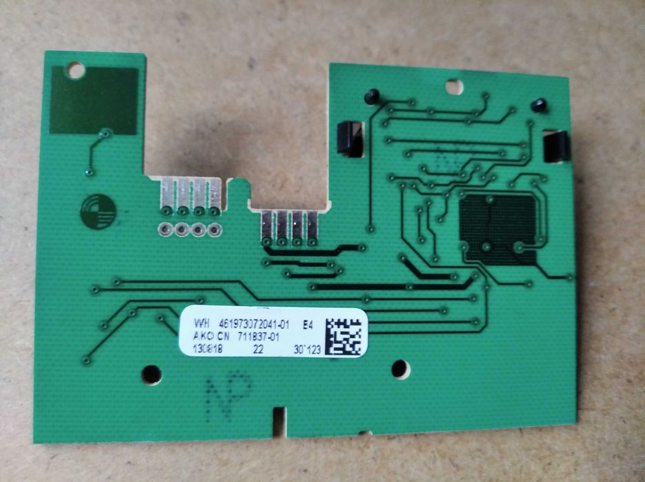 Плата індикації керування пральних машин Whirlpool 461973072041-01