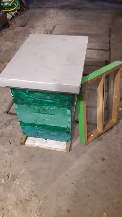 Продам вулик 8 рамок 145мм.
