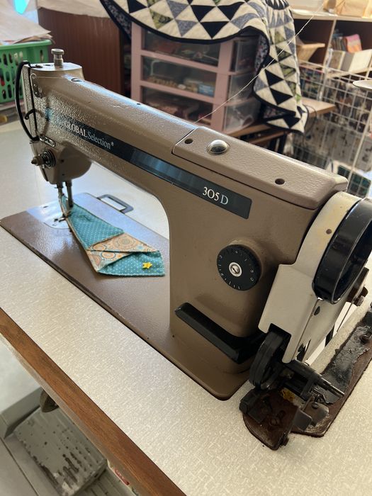 Maquina de costura semi industrial