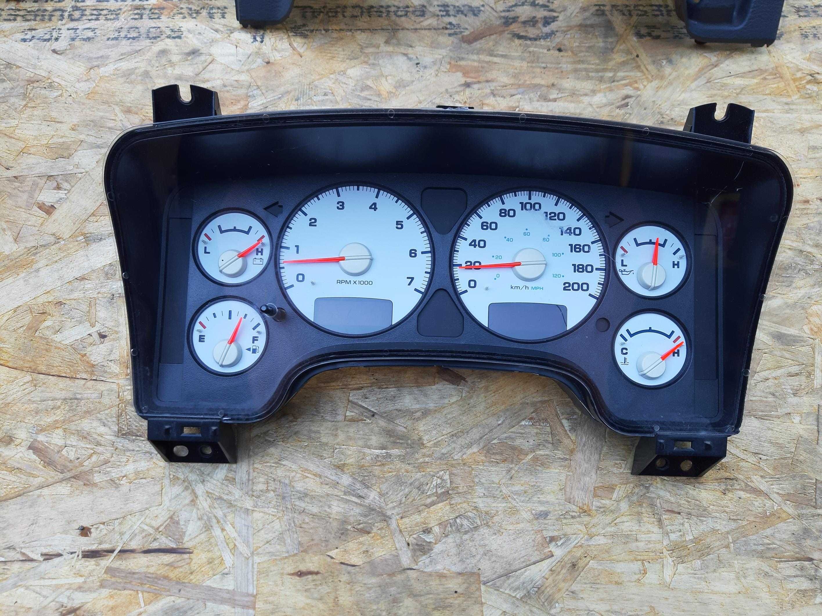 Licznik Dodge Ram 02-08 5.7 hemi Europa