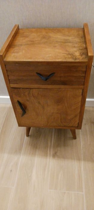 Mesas de cabeceira vintage