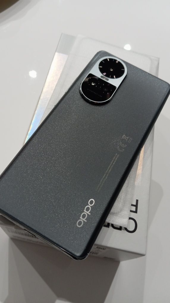 OPPO Reno 10 5G 8/16 Gb - 256Gb