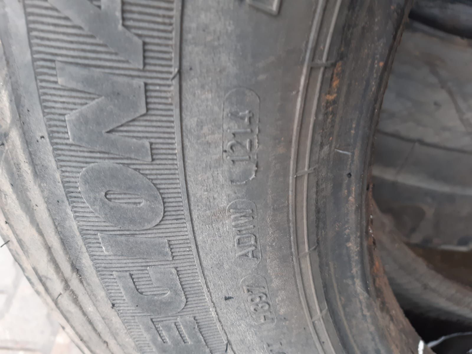 Opona 215/75R17.5 J Goodyear