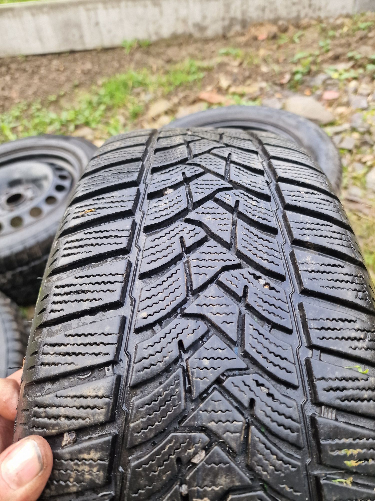 Koła zimowe 16 5×112 Audi Vw Skoda Seat Komplet