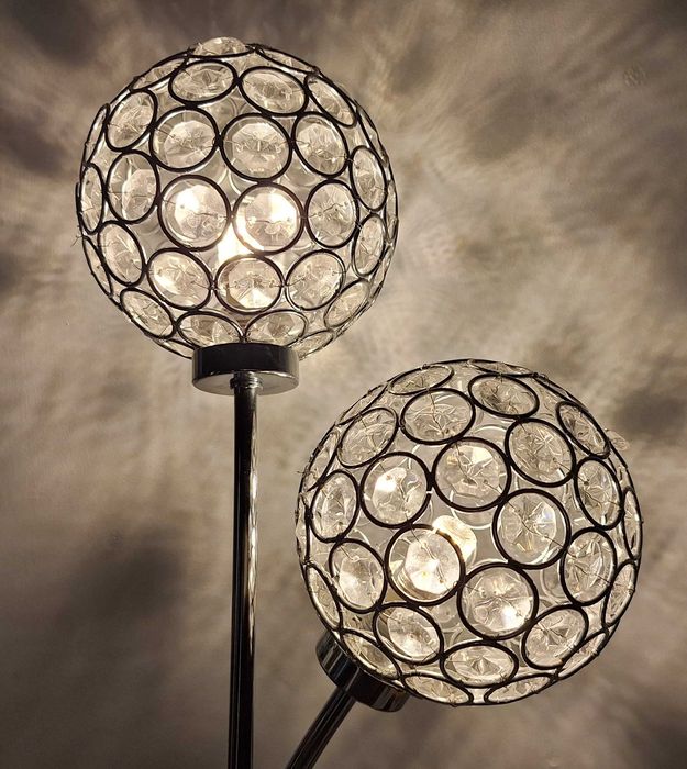 Mały klosz do lampy firmy WOFILEUCHTEN