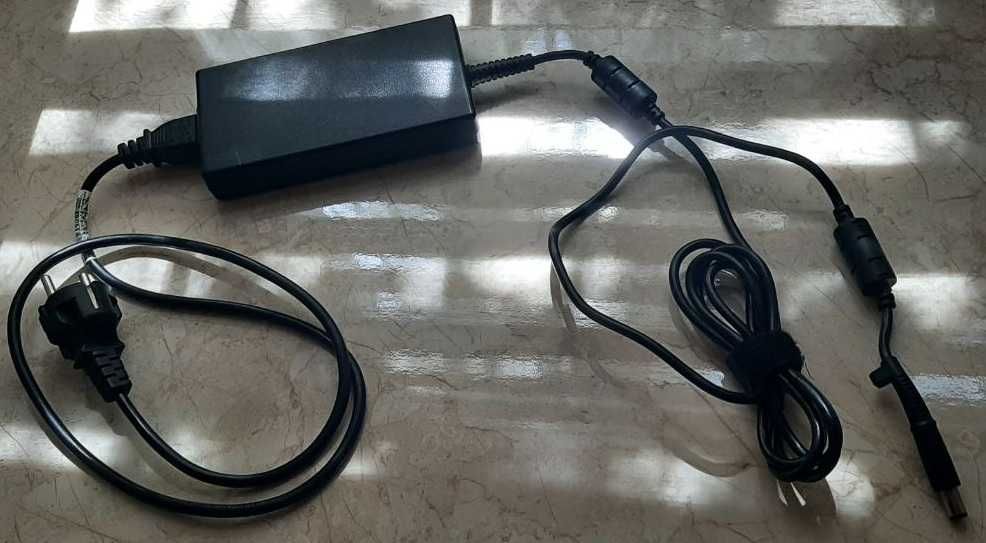 Ноутбук HP I7-16Gb-750Gb HDD модель ENVY DV7-7388sr екран 17"