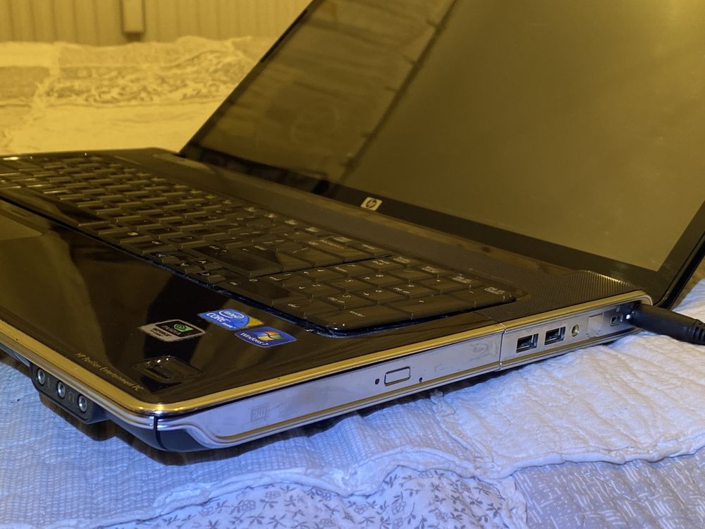 Laptop 17’’ HP Pavilion DV7-3130ew, Win 7, intel I7, GeForce, pilot