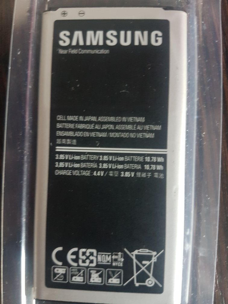Смартфон Samsung Galaxy S5