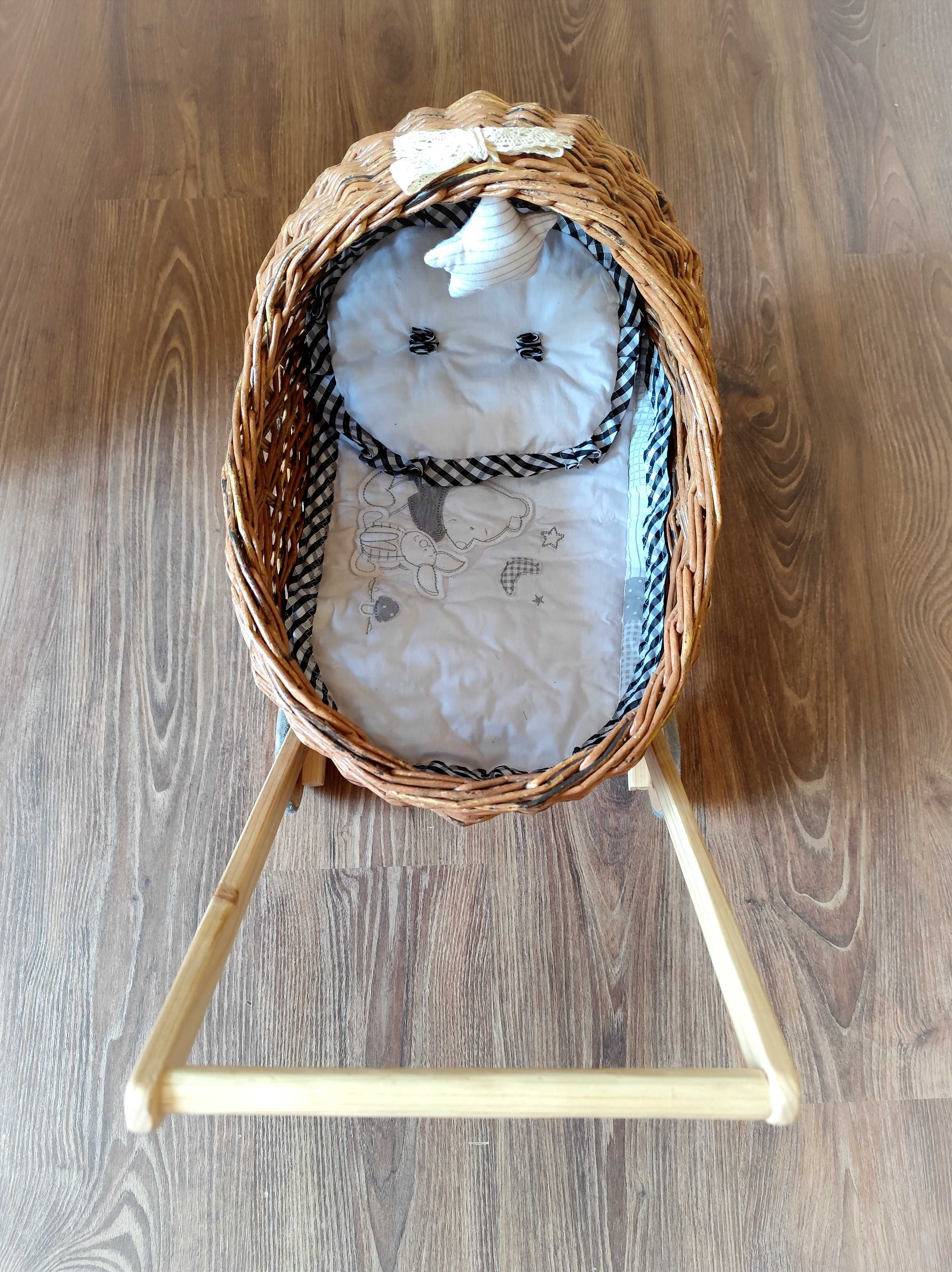 Колиска для ляльки