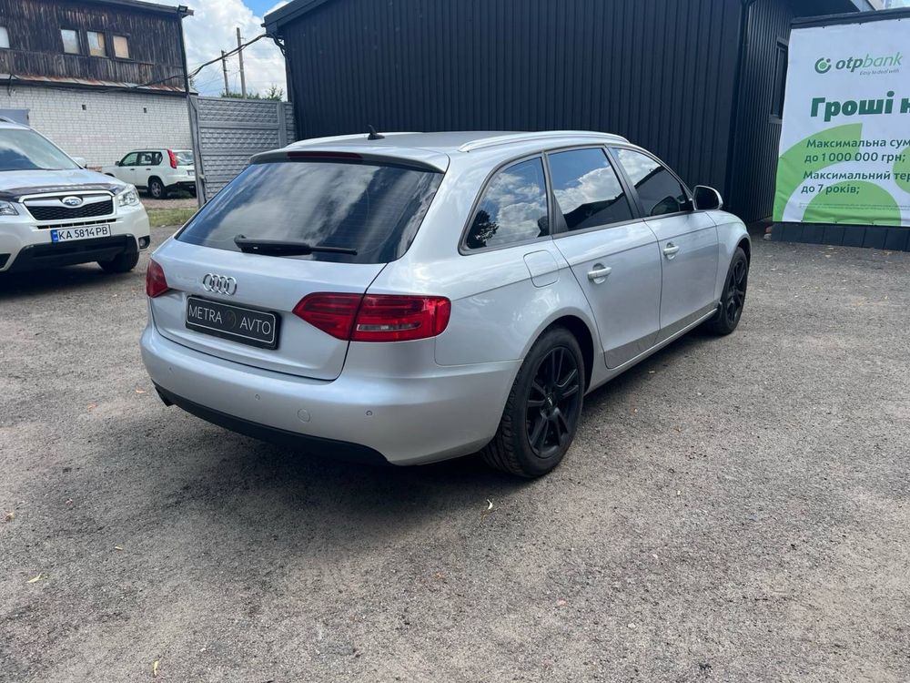 Продам Audi A4B8