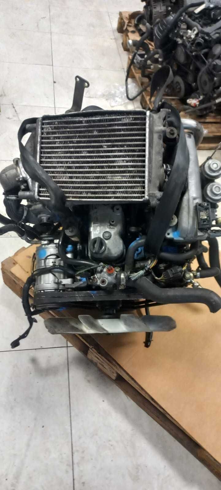 motor Isuzu 3.1td 4JG2