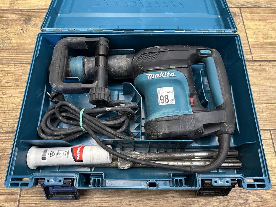 Młot udarowy 1100W, młotowiertarka SDS-Max HM0870C Makita - 2023r.