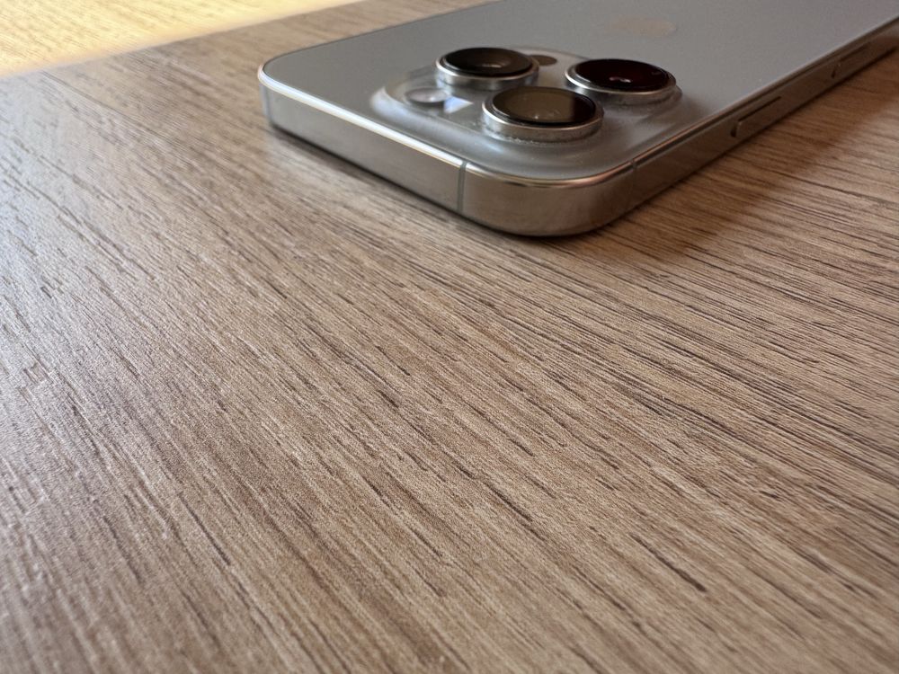 Apple Iphone 16 pro Titâtanio Natural 128GB com fatura e garantia