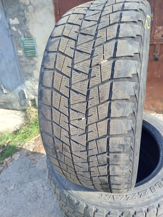 Шини Bridgestone Blizzak 265/50/R19
