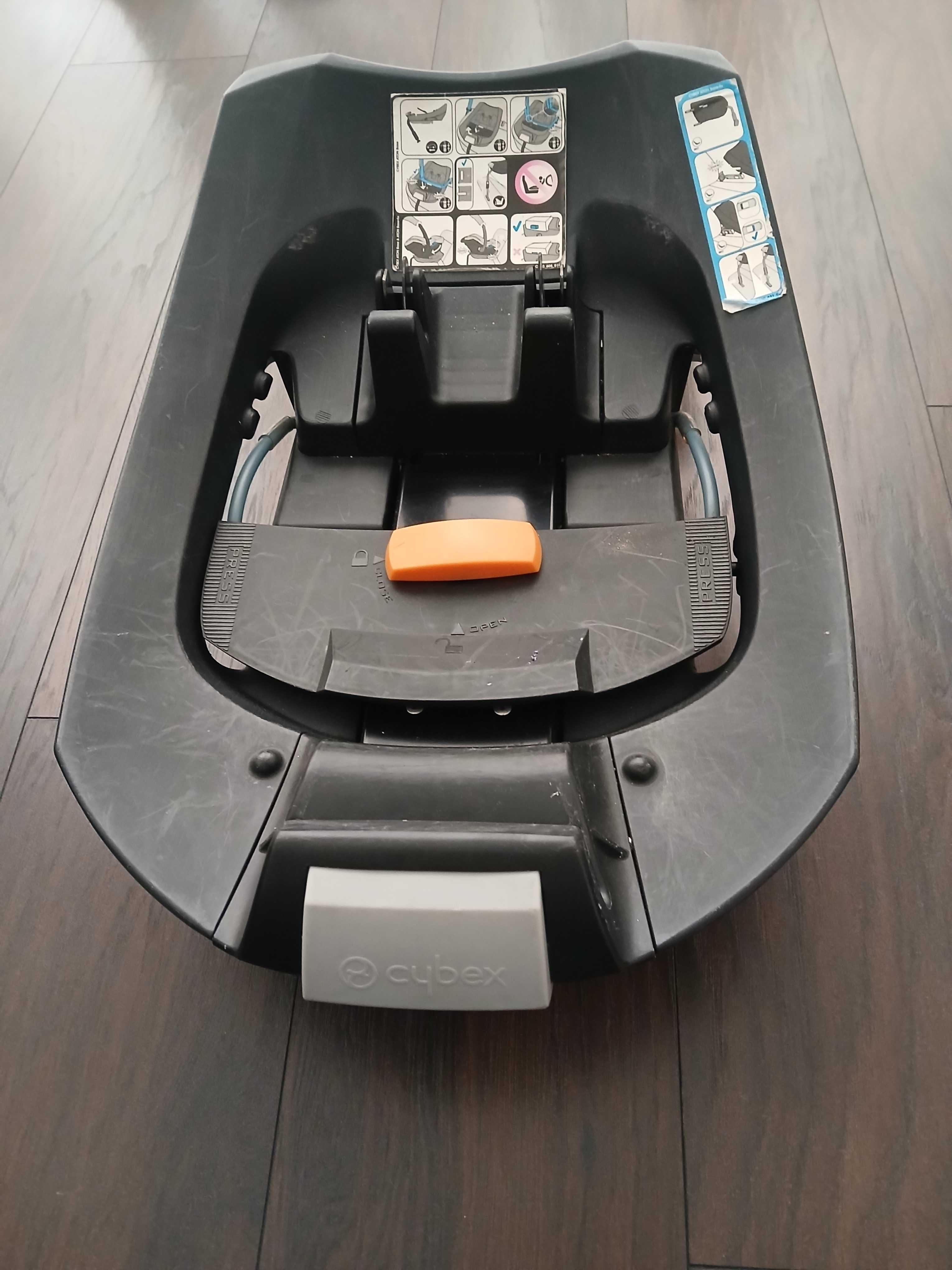 Nosidełko Cybex Aton 5 z bazą Aton base-fix