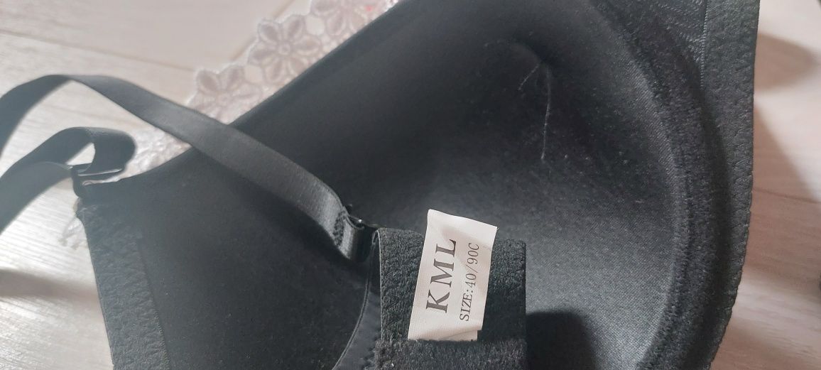 Piękny góralski komplet, biustonosz 90c, stringi XL