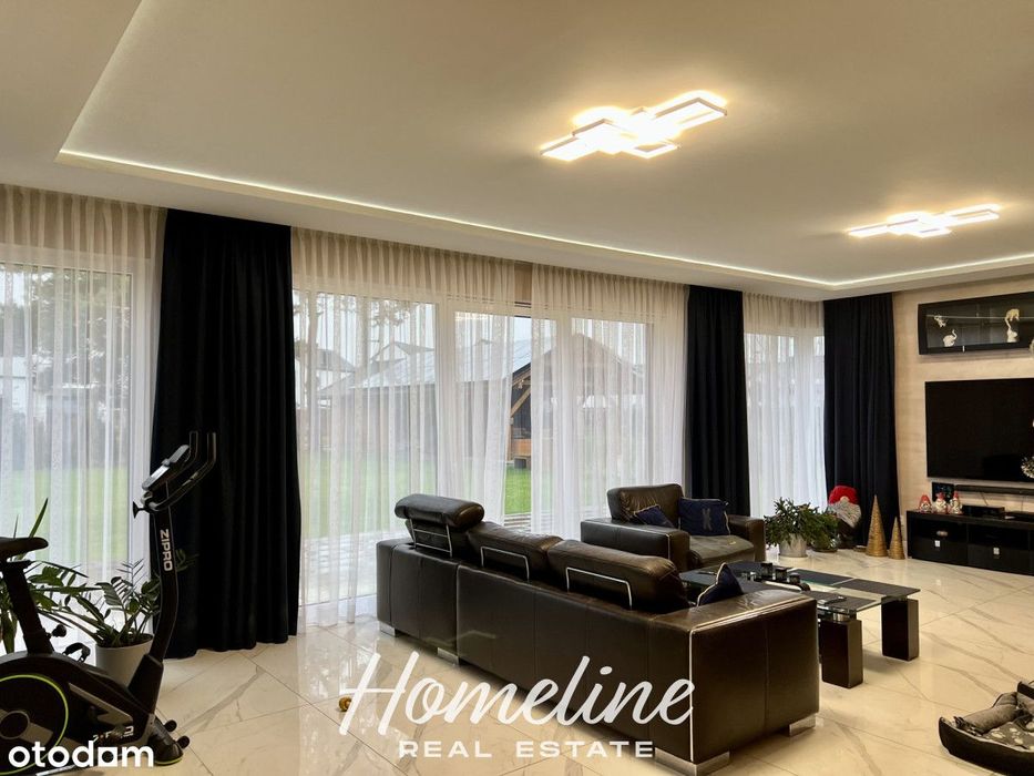 Luksusowy dom w otoczeniu lasu