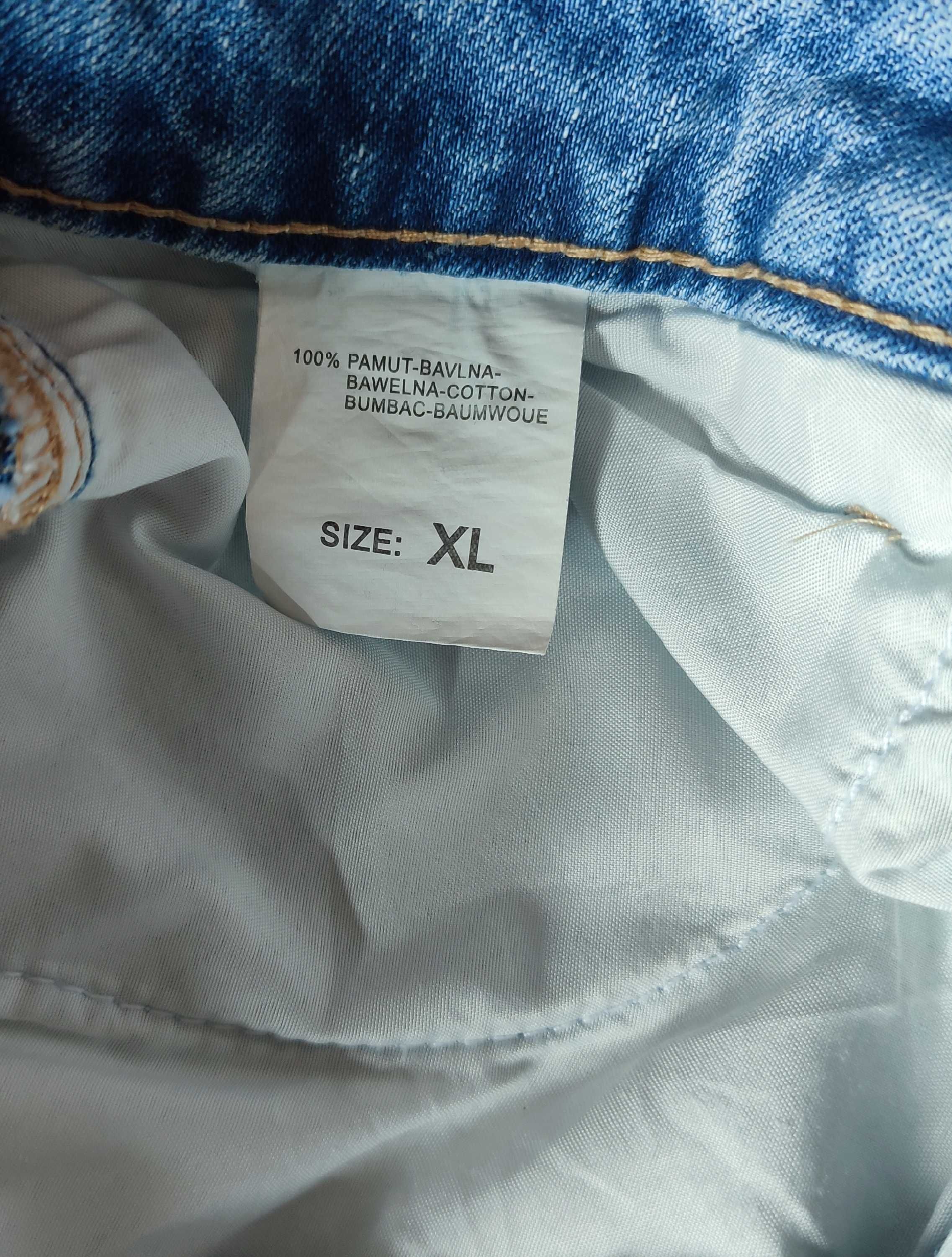Dżinsy Mom Fit M.Sara