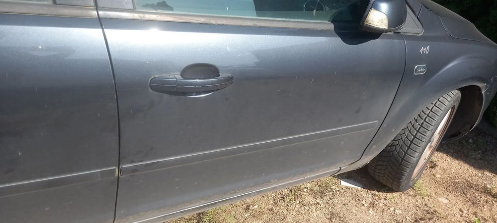 Drzwi przód przednie prawe Fod Focus MK2 H4  5D