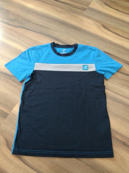 Bluzka dla chłopca. Rozmiar 140.