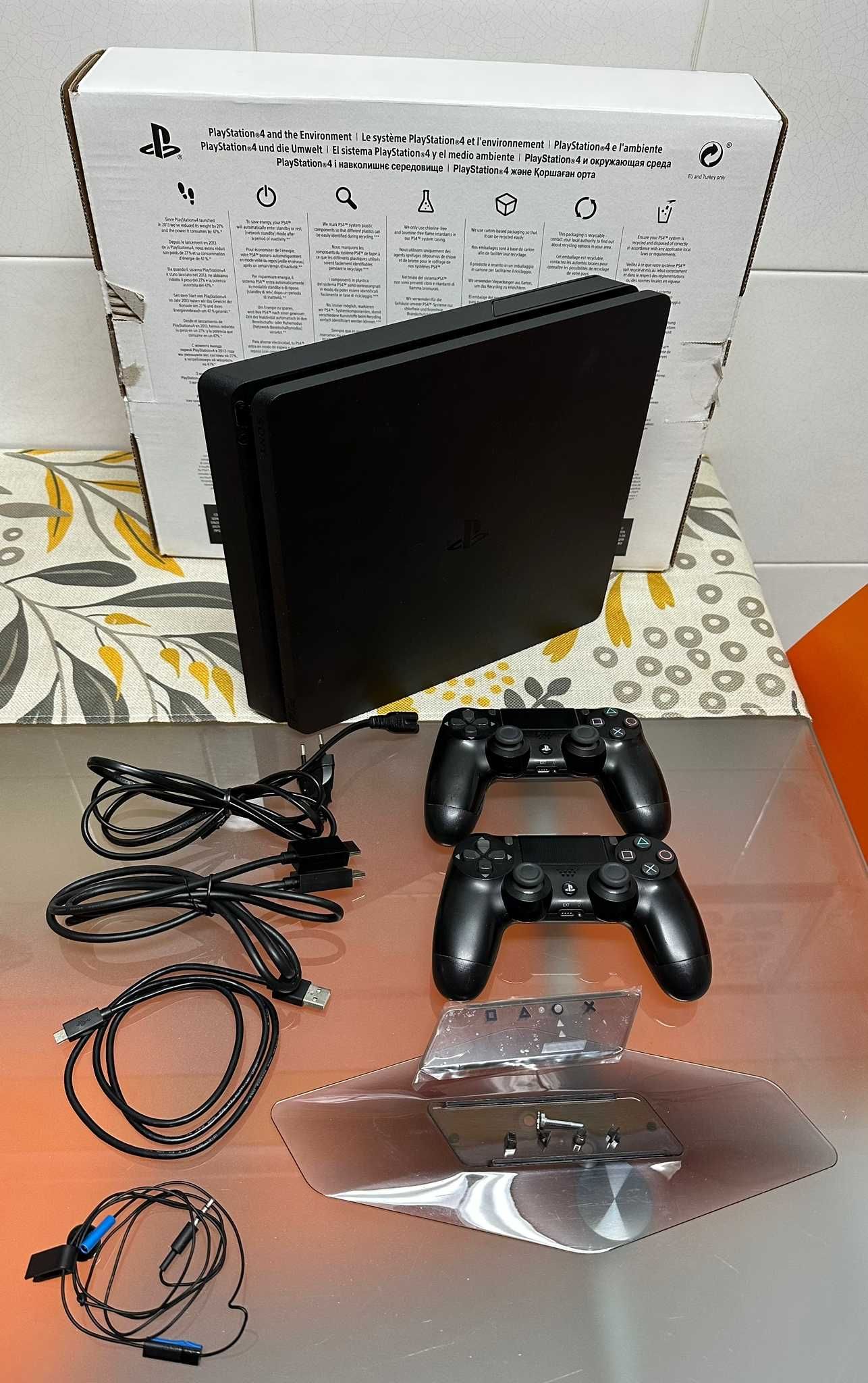 Ps 4 Slim em bom estado