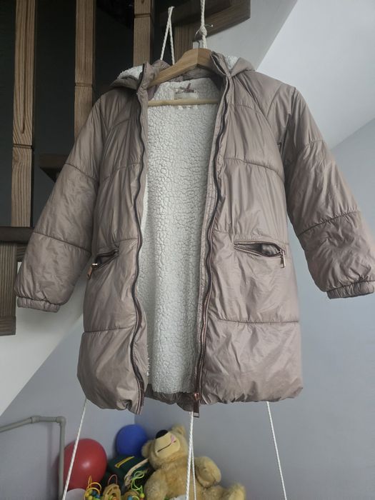 Куртка тепла на дівчинку 134-140