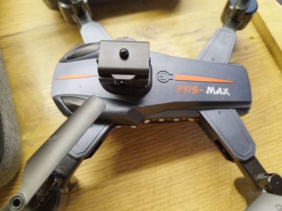 Dron P-11 S Max jak nowy