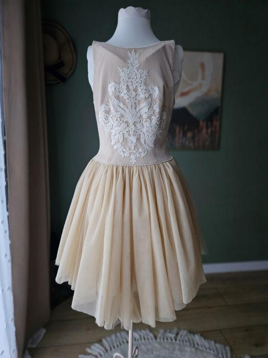 Balowa Sukienka damska jasna tiul koronka  Lou Colette S /M studniówka