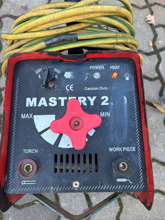 Spawarka Mastery 250 z przewodami miedzianymi 10 mm 230 V