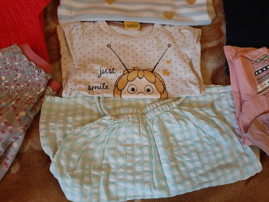 Ubrania po domu 98/104 kurtka leginsy koszulki sukienki sweterki swetr