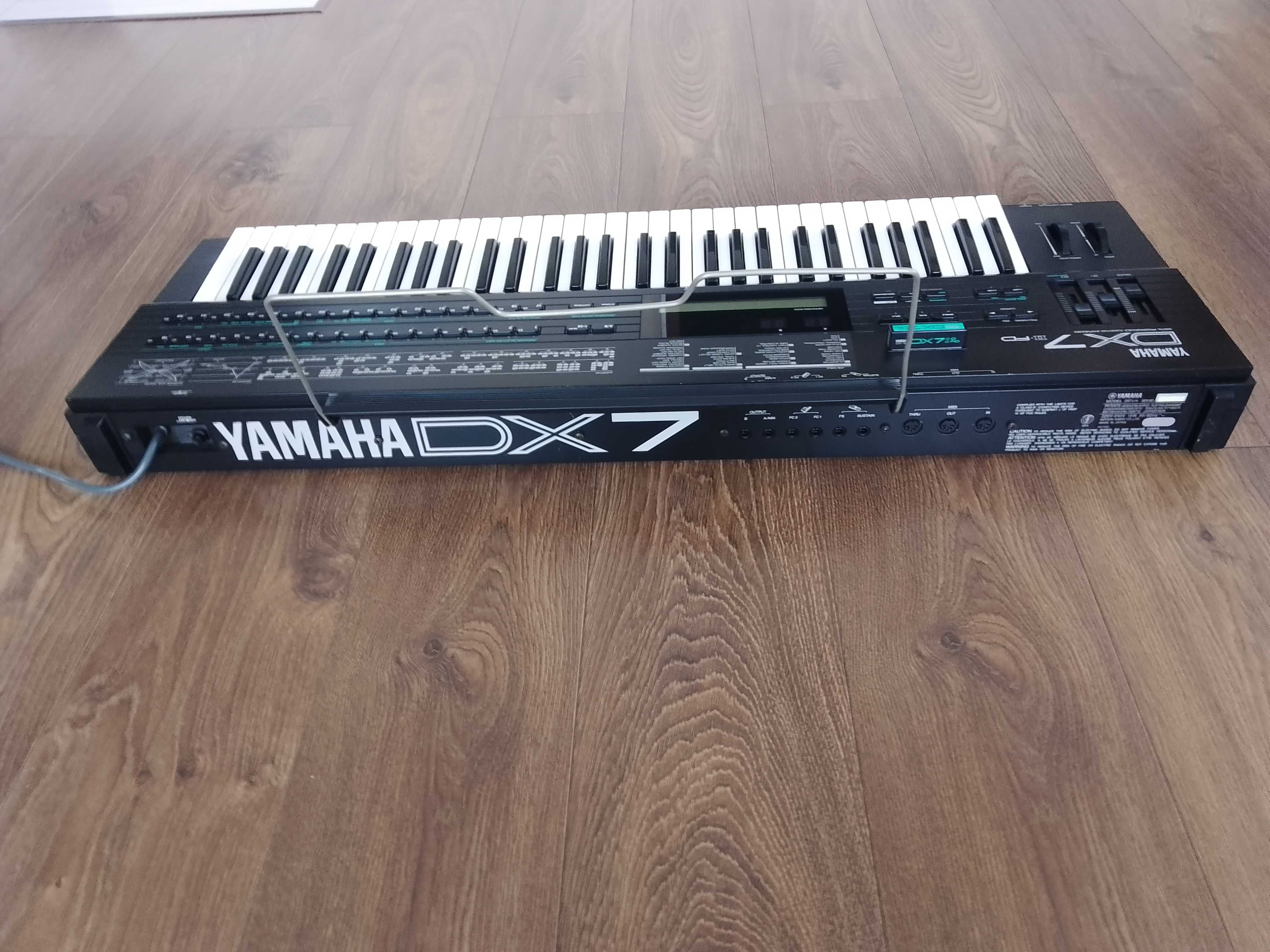Yamaha DX7 IIFD legenda brzmienia