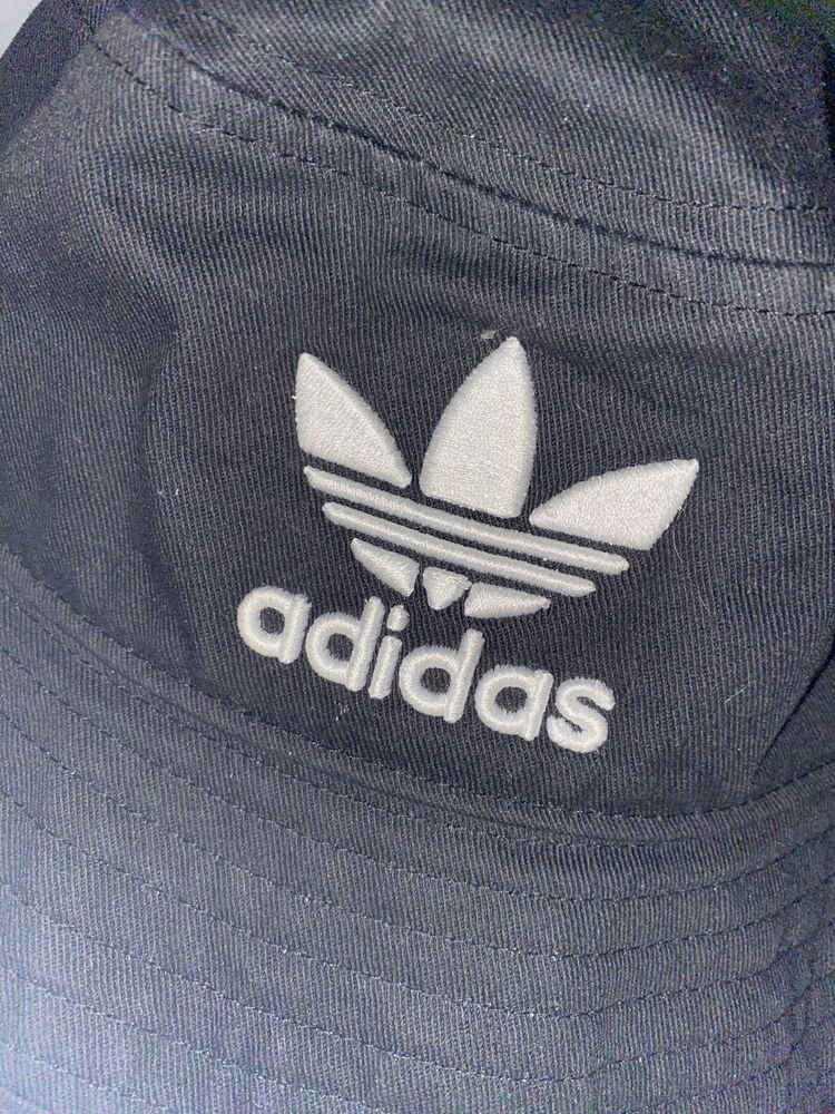 bucket hat adidas