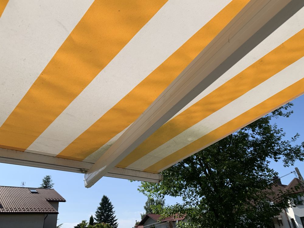 Markiza zewnetrzna 3,4 *2,7 m w paski