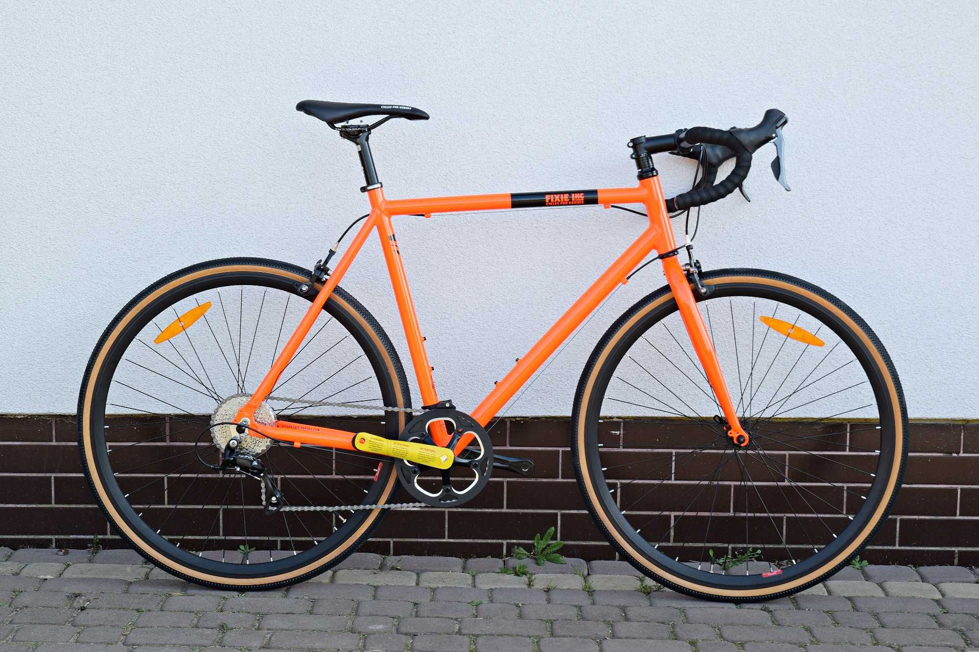 Gravel FIXIE FLOATER RACE 8S Shimano SORA 55CM Wyprzedaż - 30%