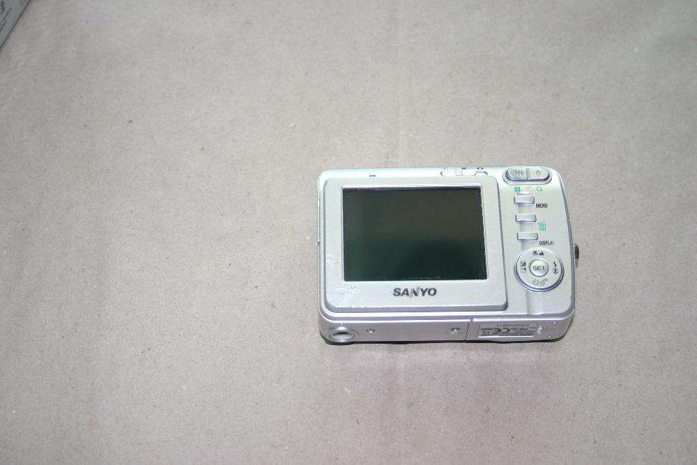 Máquina Fotográfica Digital Sanyo VPC-5700