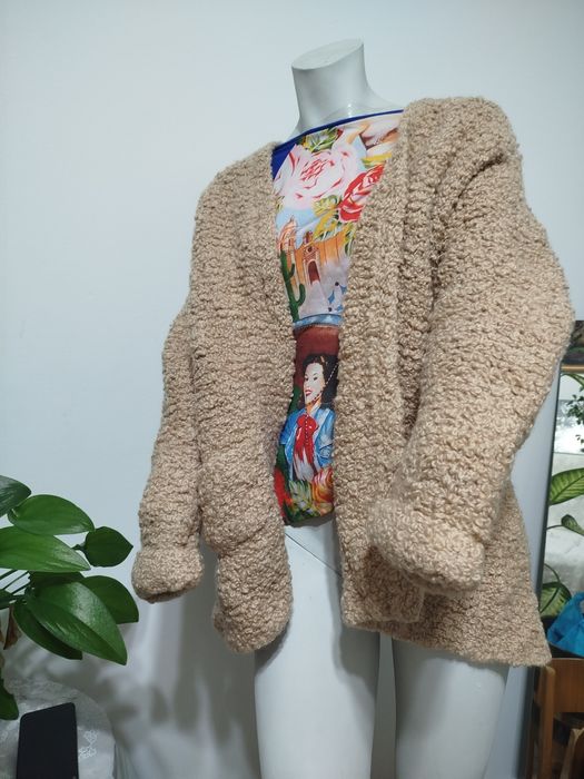 Casaco lã, cardada modelo grande