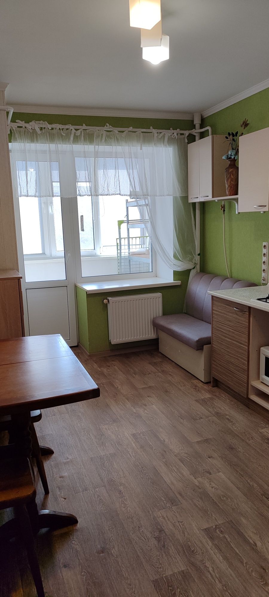 Продам однокімнатну квартиру з автономним газовим опаленням центрі Виш