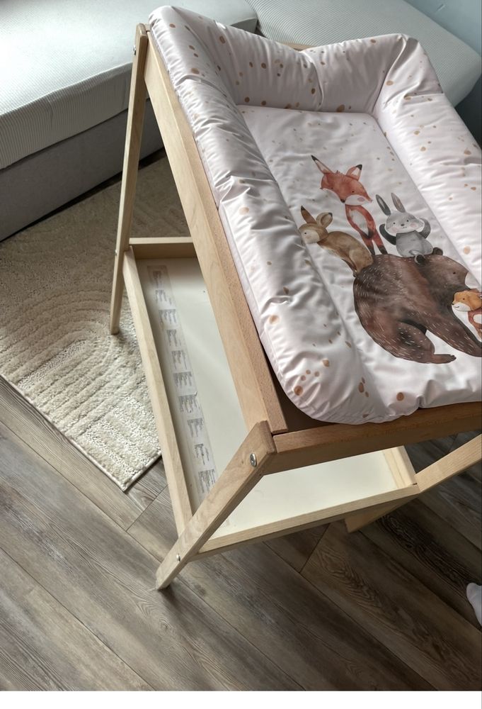 Przewijak dla niemowlaka ikea